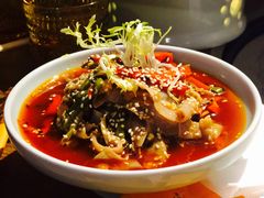 -三人行骨头王火锅(长寿店)