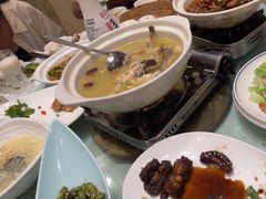 -艳阳天酒店(五里新村店)
