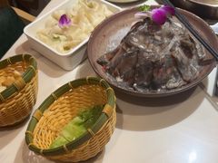 -喃喃椰·糟粕醋·椰子鸡火锅(七堡花园店)