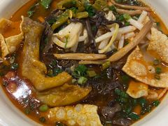 -丽丽三鲜螺蛳粉(田林路店)