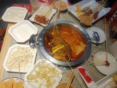 鸳鸯锅底-成都玉林串串香(世纪港湾店)