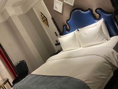 -悦致酒店(长沙黄兴路步行街南门口地铁站店)