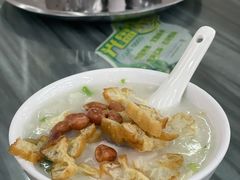 艇仔粥-穗银肠粉店(东川路店)