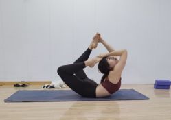 -亚太瑜伽普拉提学院