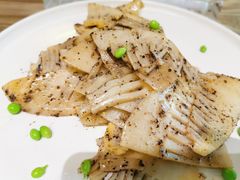 松露酱炒笋尖-小大董·烤鸭(凤凰汇店)