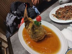 -闫府私房菜·百年鲁菜(恒隆店)
