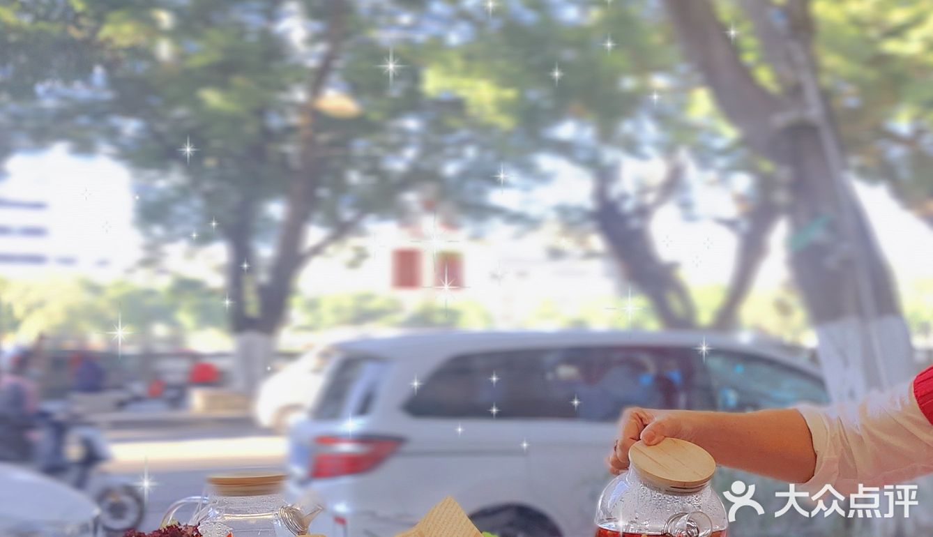 穿越二次元看江景Hi Tea？