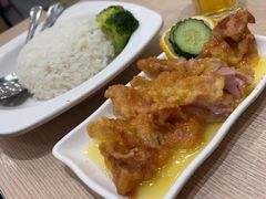 -佰搭果·广式茶餐厅(西华路店)
