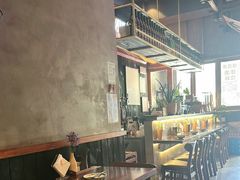 -8PINTS八品脱·日料·烧鸟·精酿小酒馆(莘庄店)
