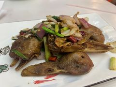 -老鄞江清水龙虾•赵赵家(江北店)