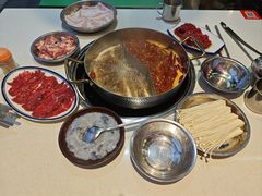 -憨铁匠老火锅(龙岗万科里店)
