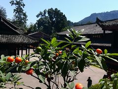 -峨眉山报国寺