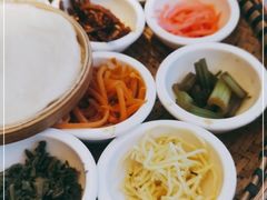 -包整·丝娃娃(一览甲秀楼风景店)