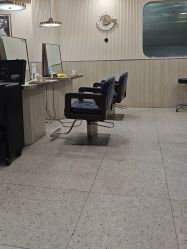 -PE SALON