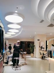 -PE SALON
