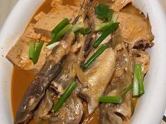 -小船渔村•大连菜•大连焖鱼(黄河路店)
