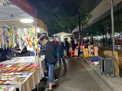 -吴山路夜市
