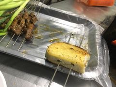 烤馒头-老杨特色大串烧烤(莲池中心街店)