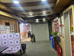 -高家小院铁锅炖大鹅(哈西高铁站店)