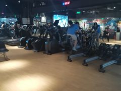 -VLines耀能运动24小时·月付制健身(京广桥店)