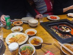 -老牌坊云南鱼豆花火锅(嵩山店)