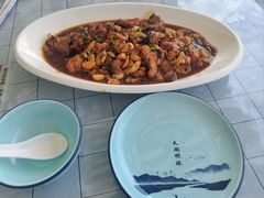 黄焖太湖鳗鱼-美味之家·湖景农家乐(太湖东山店)