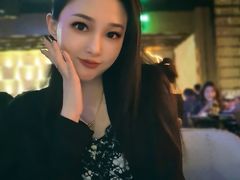 -洛缦音乐餐厅(工业展览馆万象城店)