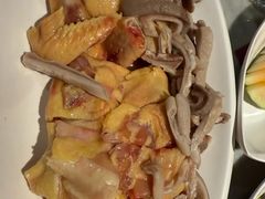 -尚尚仙·酸汤猪手·猪肚鸡火锅(华联万柳购物中心店)