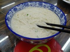 -雪琴面馆富安特色鱼汤面(城中花园店)