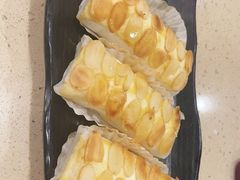 西杏片炸鲜奶-点都德(汇胜楼店)