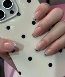 -七月美睫 美甲