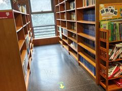 -外研书店(北京外国语大学西校区北外国际大厦店)