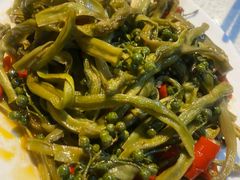 -贵州辣子鸡番茄鸡