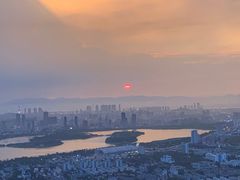 -紫金山山顶公园