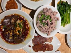 -全牛匠·乐山跷脚牛肉(新中关店)