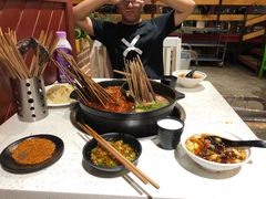 -钢管厂歆瑞源油卤串串香(春熙路太古里店)