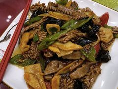 -洁神饭庄·海鲜·青岛菜·30年老字号(五四广场店)