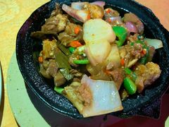 牛腩萝卜煲-化州肥仔大排档(建安二路店)