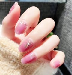 -悦指间美甲美睫