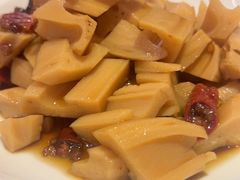 -闫府私房菜(恒隆店)