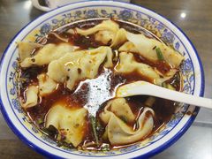 红汤抄手-西月城谭豆花(春熙路店)