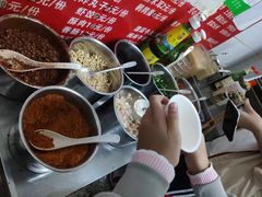 -陆师傅砂锅烫菜(圆通街店)