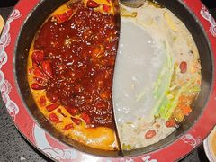 -水巷子·巴掌腰片重庆火锅(巧家店)