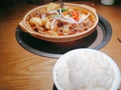 -蔡婶牛腩牛杂煲(长安万科店)