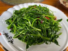 炒豌豆尖-陈记牛肉馆(尚文书店店)