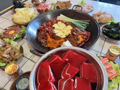 -扎起市井老火锅(乐山总店)