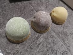 -蜜蜂小象·榴莲千层蛋糕(时代汇11栋店)