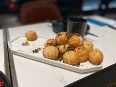 自贡特色炒汤圆-本来精品川菜(嘉里中心店)