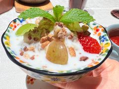 酸奶水果捞-俄士厨房(环球港店)