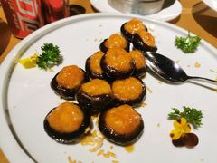 虾球酿冬菇-RIVIERA 松鹤楼(外滩店)